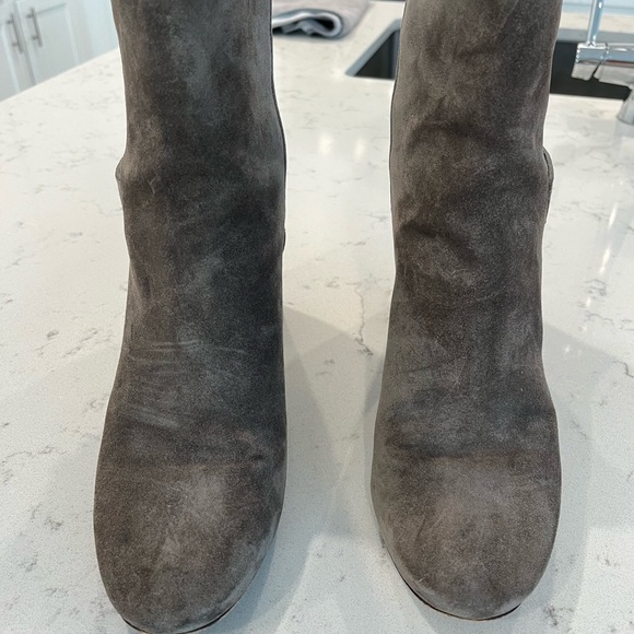 TORY BURCH- Kira 70mm Suede Bootie. 8.5 - Picture 5 of 13